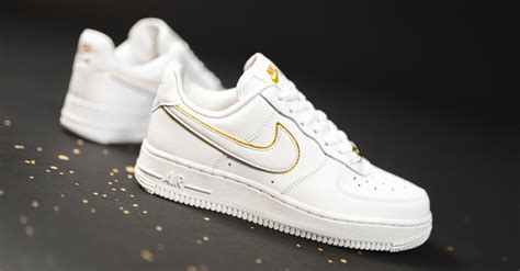 nike air force 1 wit goud|air force 1 type white gold.